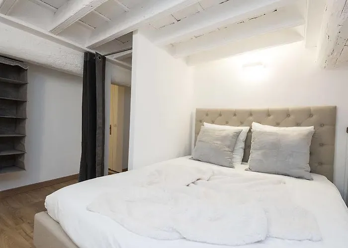 Central Luxury Apartment